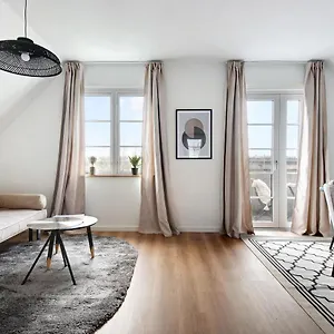 Sanders Charm - Amazing Two-bedroom With Shared Garden Apartment Copenhagen